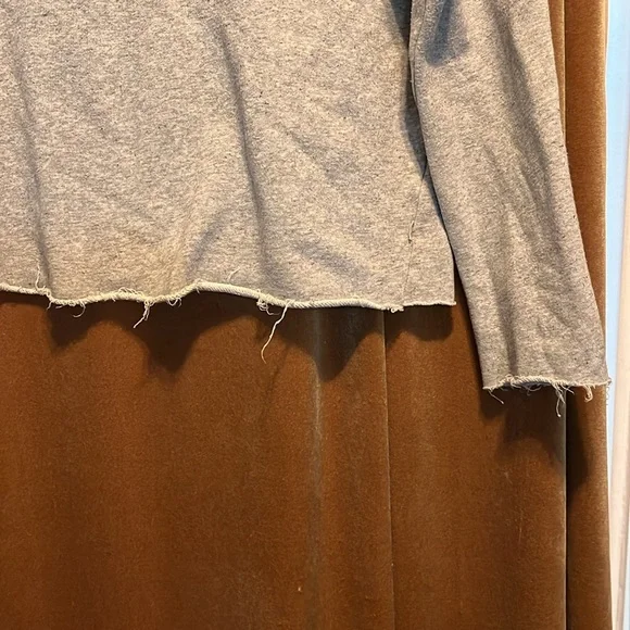 Levi’s Raw Hem Sweater - Picture 3 of 4